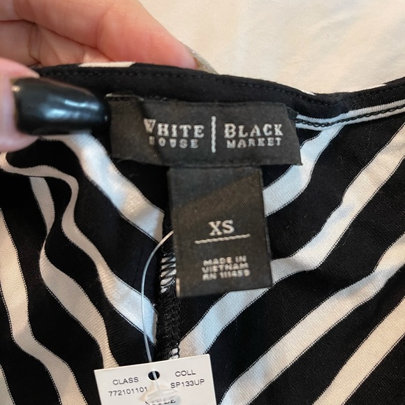 White House Black Market - black and white - Picture 3 of 5